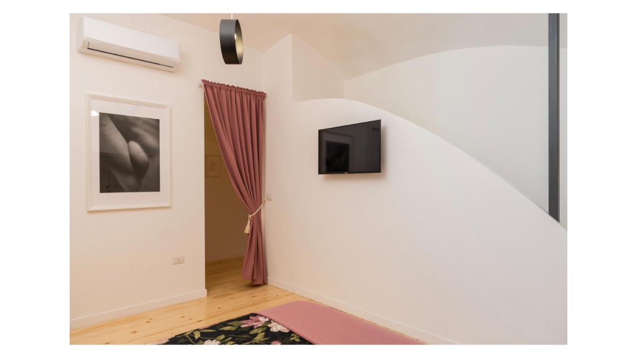 Light Pink - Suite In The Middle Of Everything Torre Annunziata Exteriér fotografie